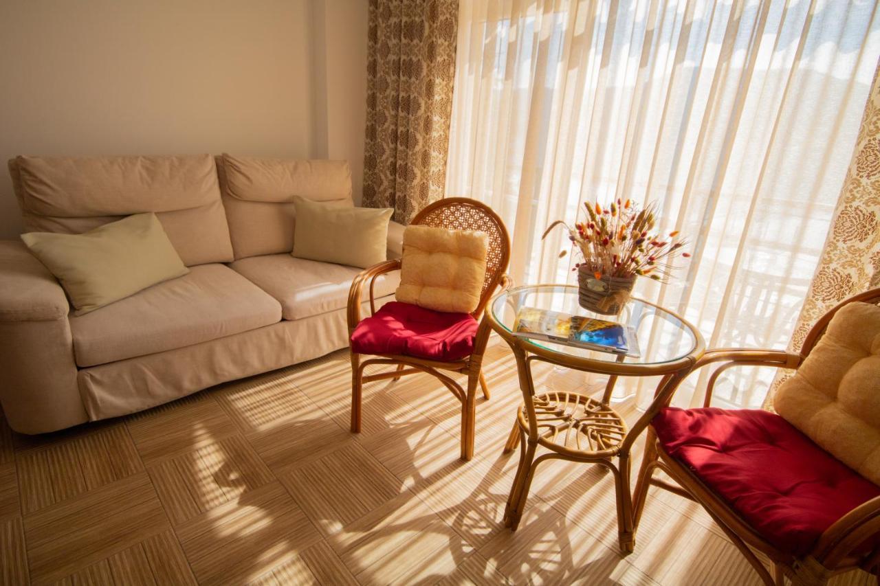 Hotel Mai Danube Ieşelniţa Exteriér fotografie