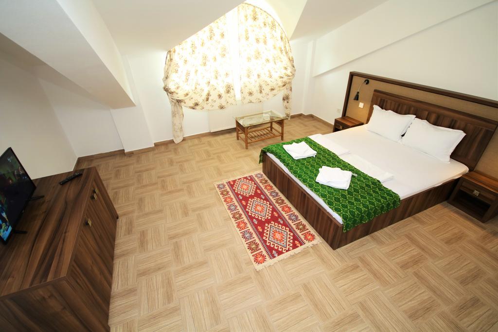 Hotel Mai Danube Ieşelniţa Exteriér fotografie