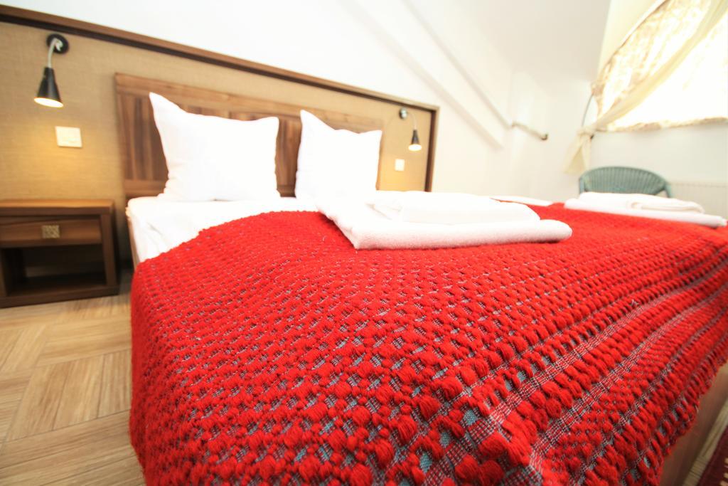 Hotel Mai Danube Ieşelniţa Exteriér fotografie