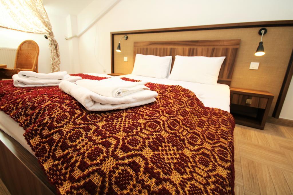 Hotel Mai Danube Ieşelniţa Exteriér fotografie