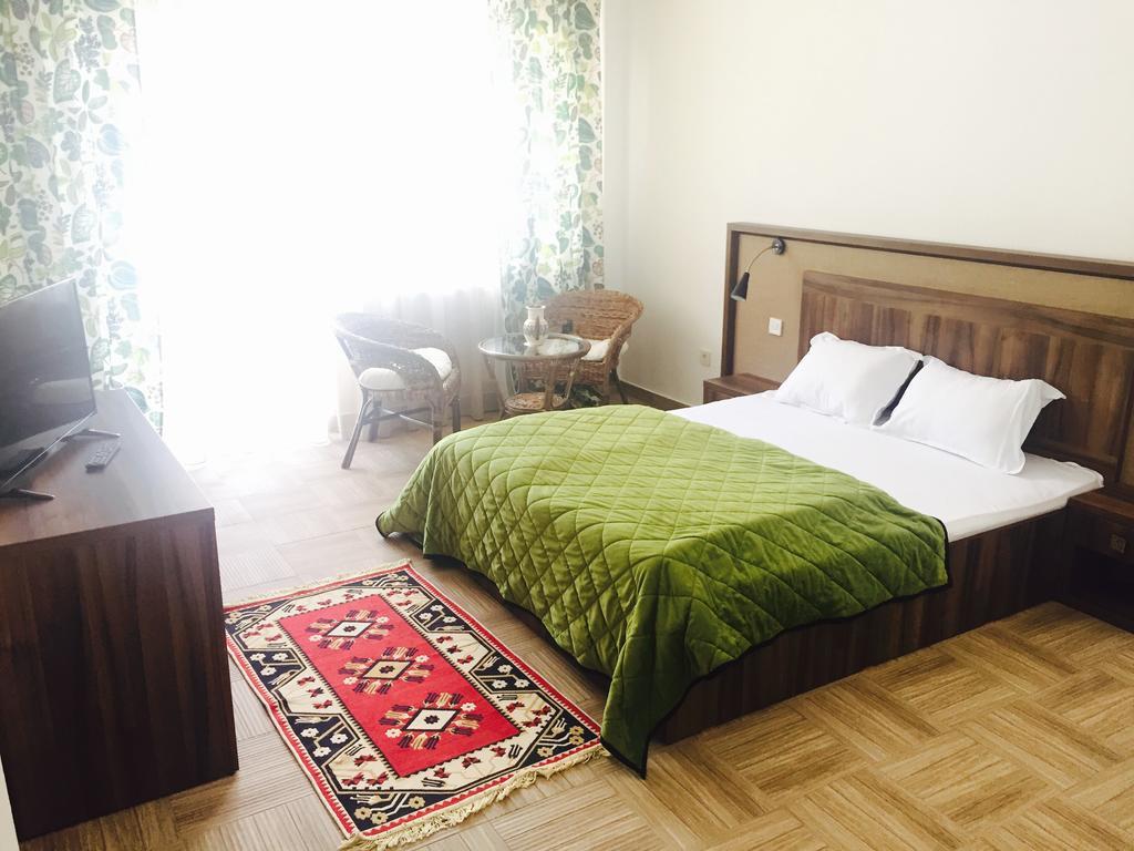 Hotel Mai Danube Ieşelniţa Exteriér fotografie