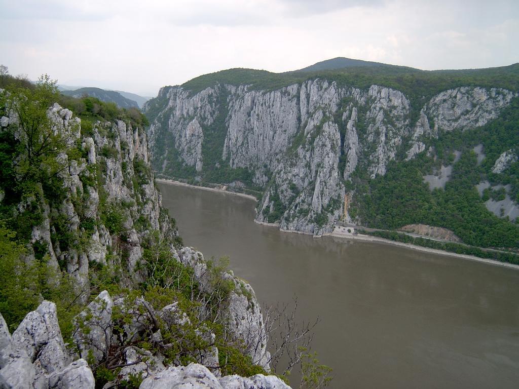 Hotel Mai Danube Ieşelniţa Exteriér fotografie